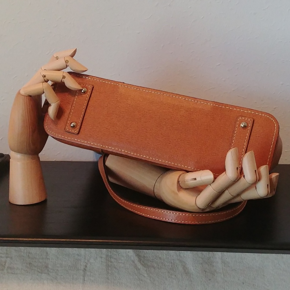 Dooney & Bourke Natural Saffiano Small Lexington - Picture 6 of 8